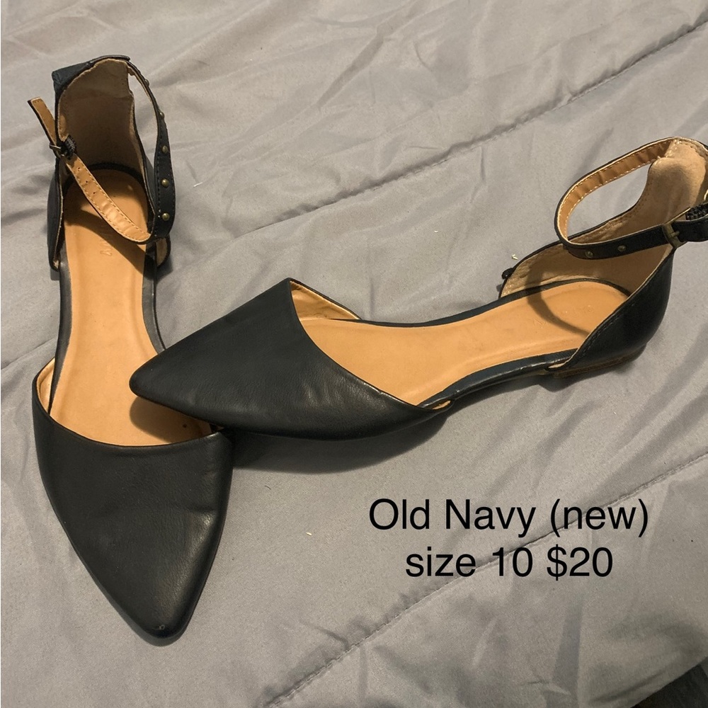 Flat shoes